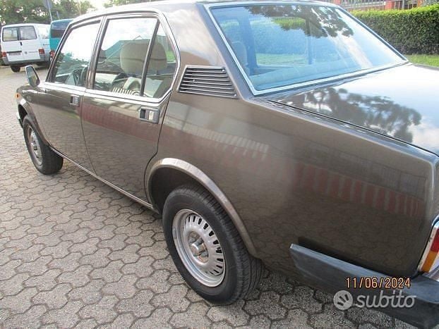 Usata Alfa Romeo Alfetta 131 CV (96 kW) 1980 Marrone Berlina