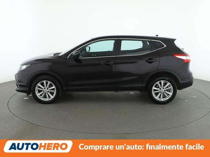 Usata Nissan Qashqai Acenta 131 CV (96 kW) 2016 Marrone SUV