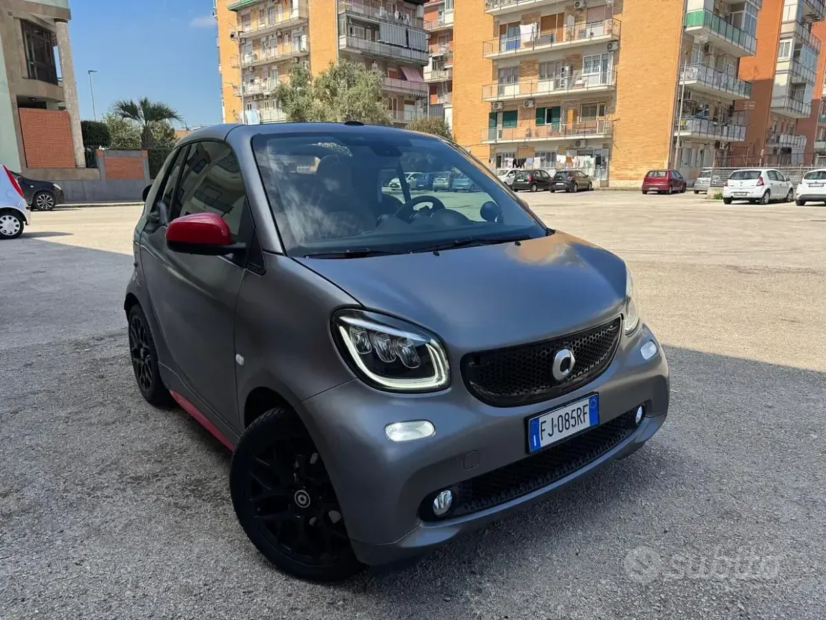 Usata Smart ForTwo Cabrio 90 CV (66 kW) 2017 Grigio Cabrio