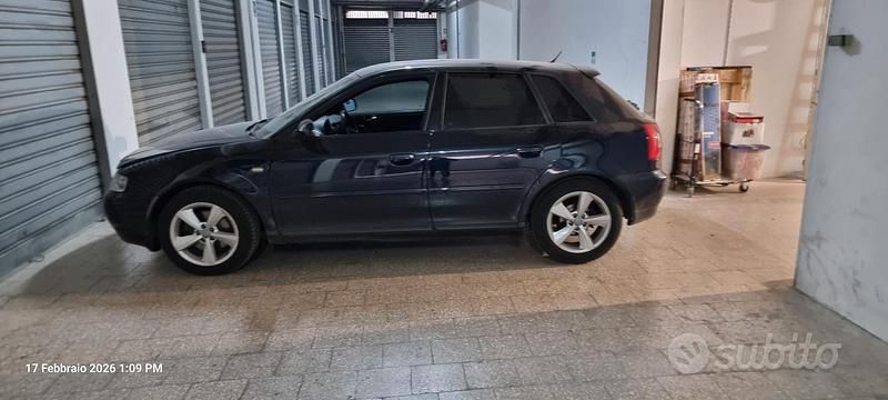 Usata Audi A3 130 CV (95 kW) 2001 Nero Utilitaria