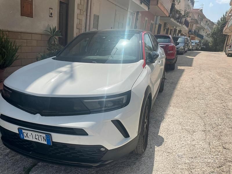 Usata Opel Mokka 101 CV (74 kW) 2022 Bianco SUV
