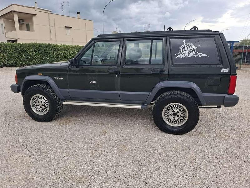 Usata Jeep Cherokee 116 CV (85 kW) 1995 Verde SUV