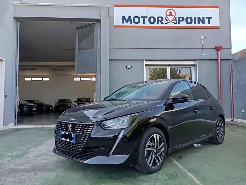 Usata Peugeot 208 Allure 100 CV (73 kW) 2022 Nero Utilitaria