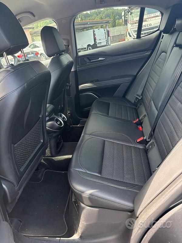 Usata Alfa Romeo Stelvio 2021 Grigio SUV