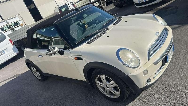 Beige Usata 2006 Mini One Cabriolet Cabrio | 3800 € (Buon prezzo) - Immagine 1/4