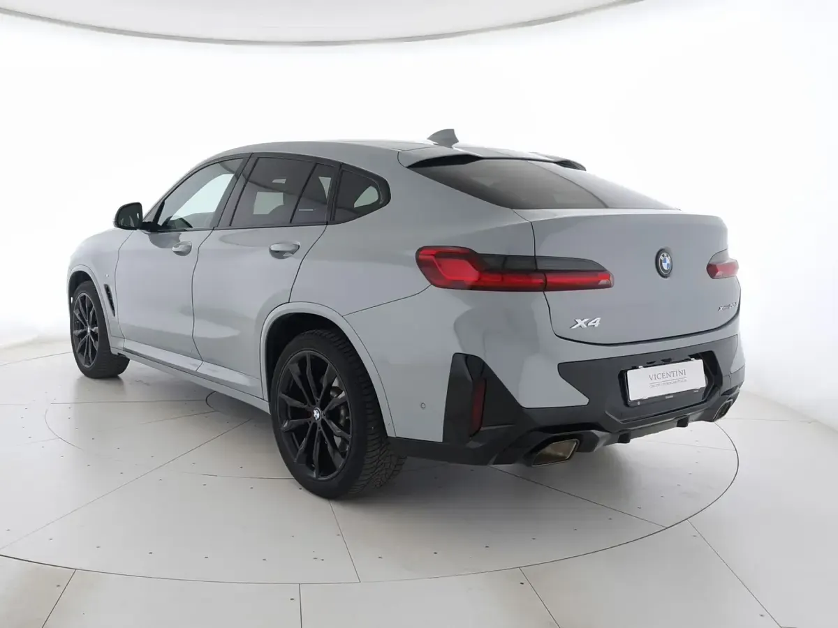 Usata BMW X4 M Sport 184 CV (135 kW) 2023 Grigio SUV