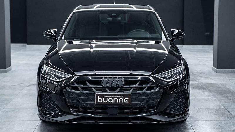 Usata Audi A3 S-Line 150 CV (110 kW) 2025 Nero mito metallizzato Coupé