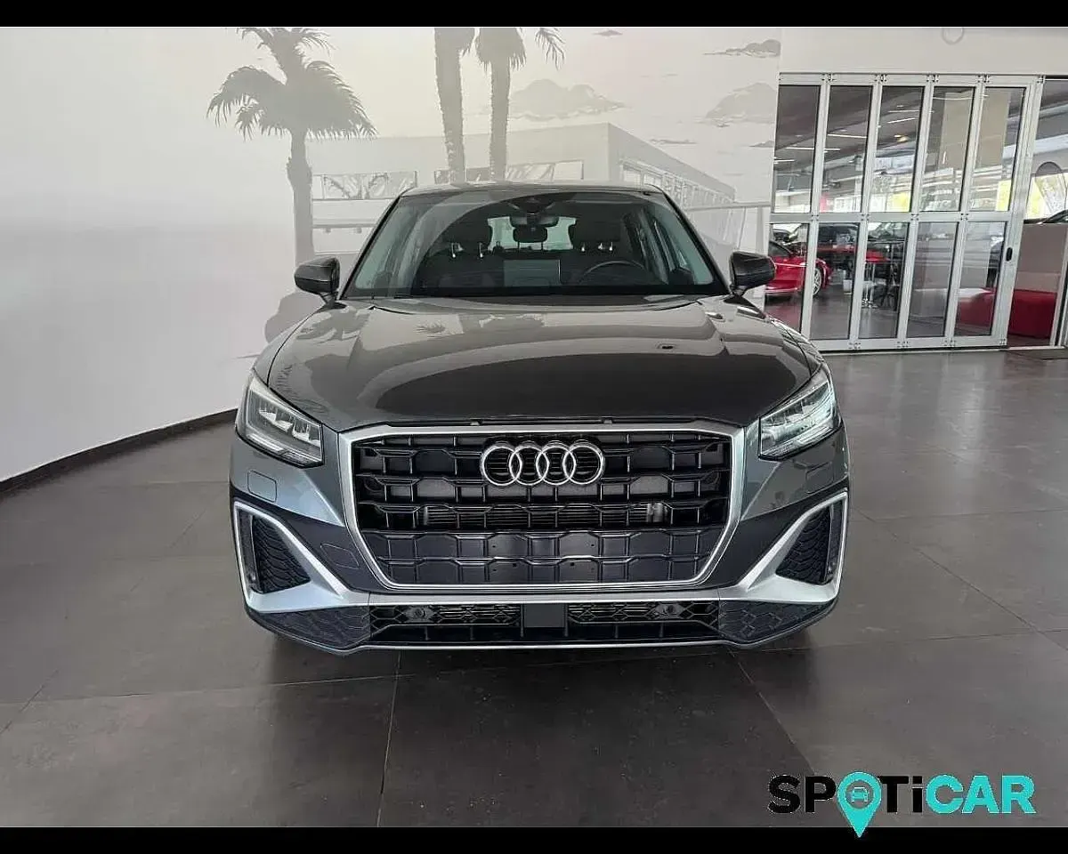 Usata Audi Q2 Ambiente 116 CV (85 kW) 2025 Grigio SUV