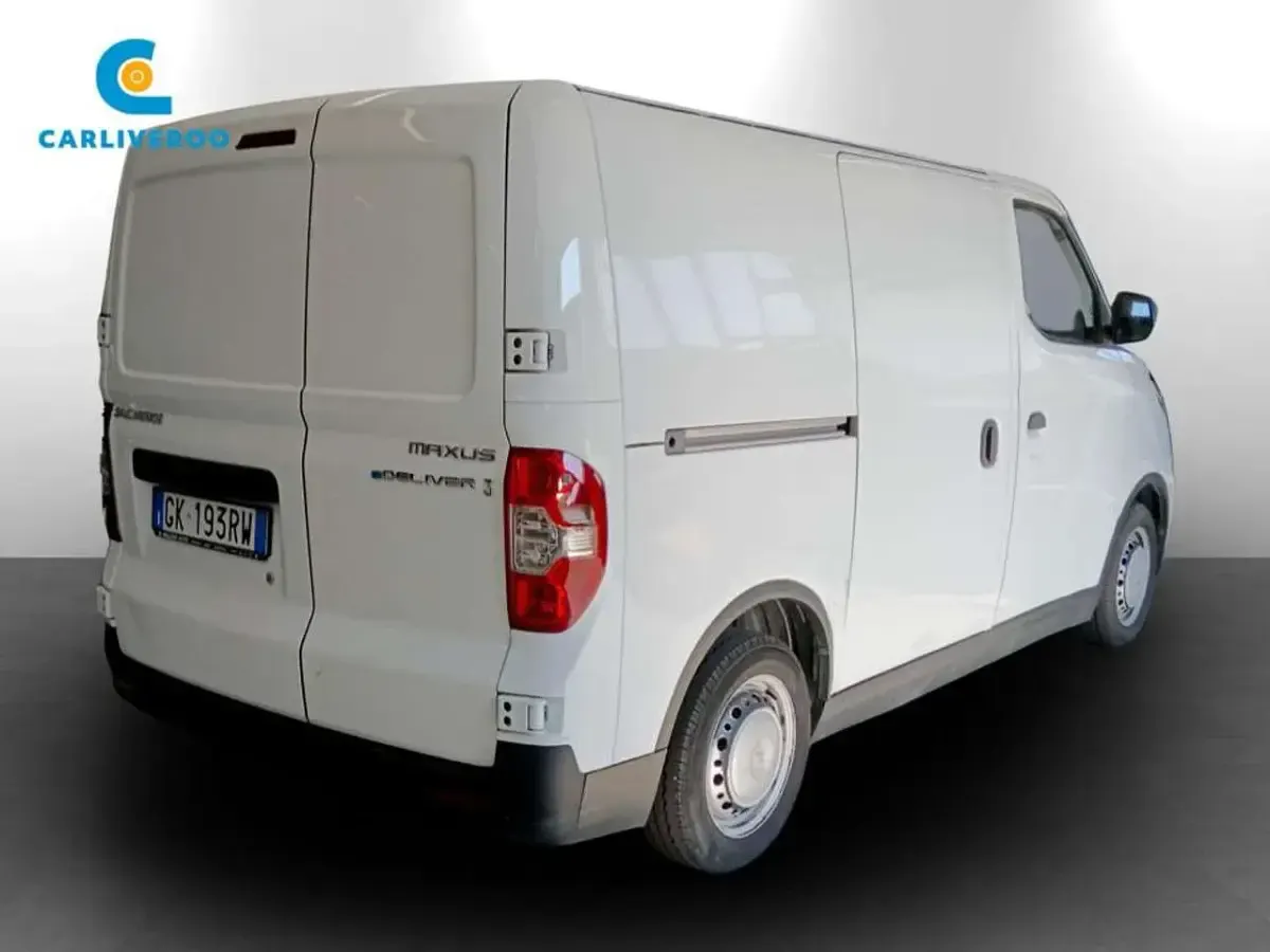 Usata Maxus eDeliver 3 39 kW (54 CV) 2022 Bianco Furgone