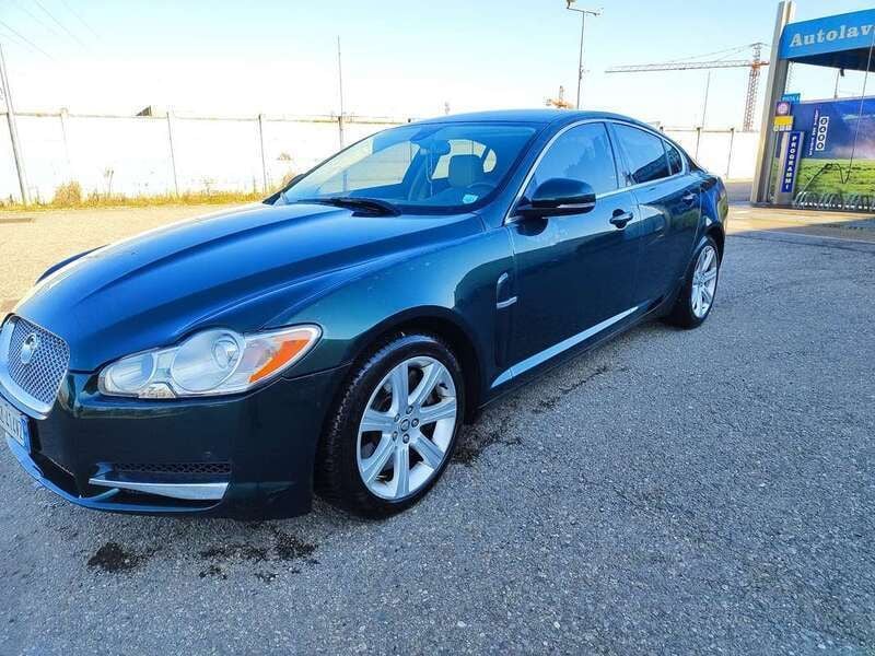 Usata 2010 Jaguar XF Luxury Tre volumi | 4400 € (Super prezzo) - Immagine 1/4