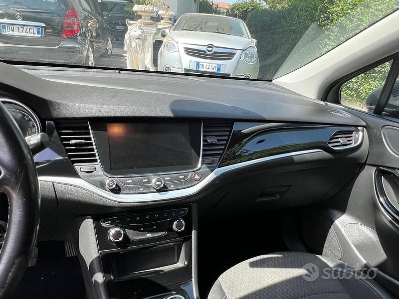Usata Opel Astra 110 CV (80 kW) 2019 Grigio(met.) Station wagon