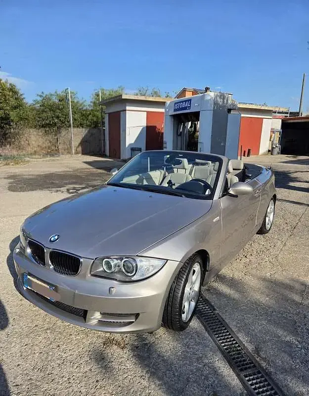 Usata BMW 120 Cabriolet Efficient Dynamics 170 CV (125 kW) 2008 Bronzo Cabrio