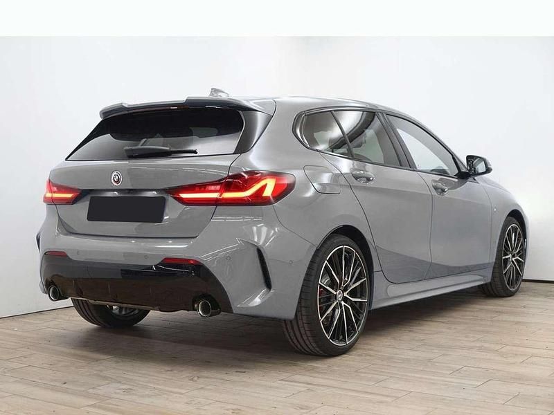Usata BMW 120 M Sport 190 CV (139 kW) 2022 Grigio Utilitaria
