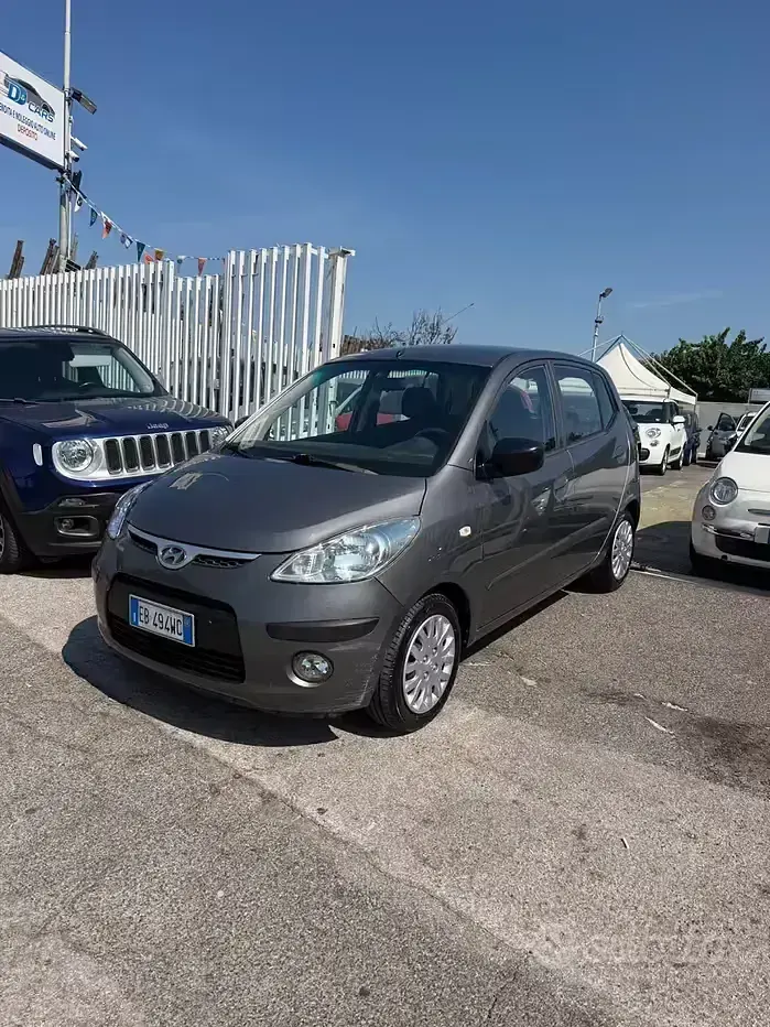 Usata Hyundai i10 66 CV (48 kW) 2010 Grigio Utilitaria
