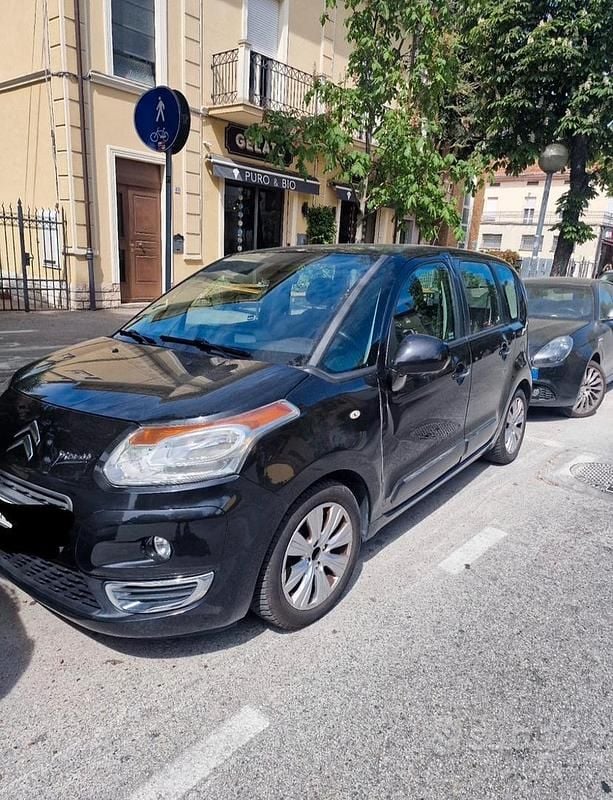Nero Usata 2010 Citroën C3 Picasso Monovolume | 2600 € - Immagine 1/2