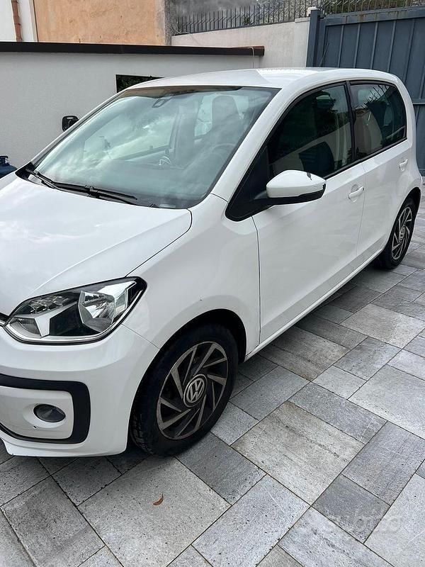 Usata VW up! 60 CV (44 kW) 2019 Bianco Utilitaria