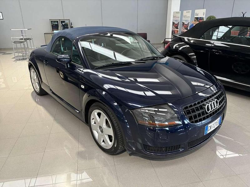Usata Audi TT Roadster 179 CV (131 kW) 2003 Blu/azzurro Cabrio