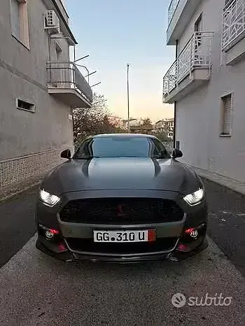 Usata Ford Mustang GT Fastback 421 CV (309 kW) 2016 Grigio Coupé