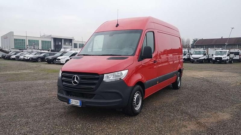 Usata Mercedes Sprinter 114 CV (83 kW) 2020 Rosso Furgone
