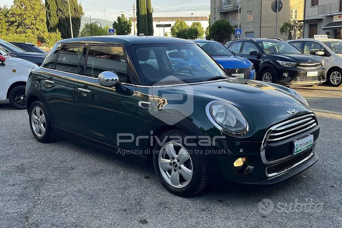 Usata Mini One D Business 95 CV (69 kW) 2015 Verde Utilitaria