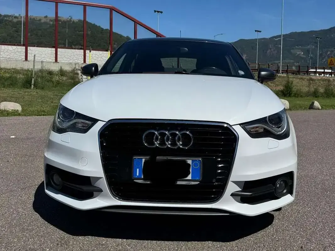 Usata Audi A1 Sportback S-Line 140 CV (102 kW) 2014 Bianco Utilitaria