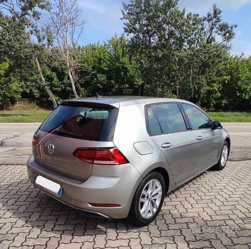 Usata VW Golf VII Business 116 CV (85 kW) 2019 Grigio Berlina