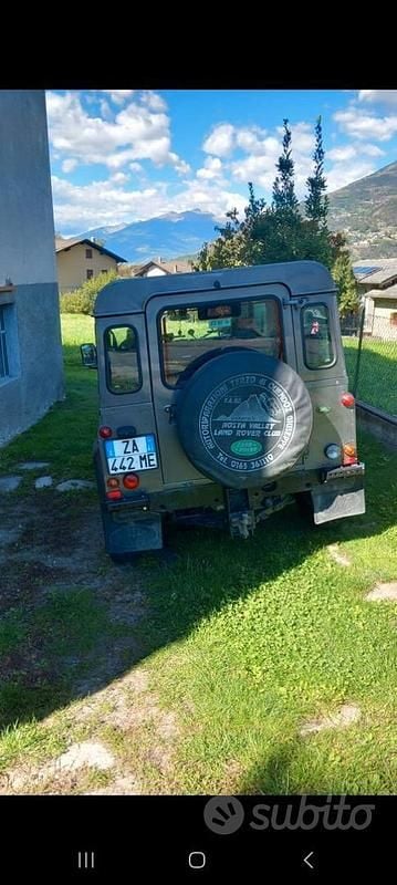 Usata Land Rover Defender 122 CV (89 kW) 2004 SUV