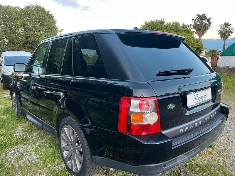 Käytetty Land Rover Range Rover Sport 272 HP (200 kW) 2008 Musta Katumaasturi