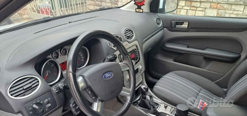 Usata Ford Focus Titanium 2008 Bianco Berlina