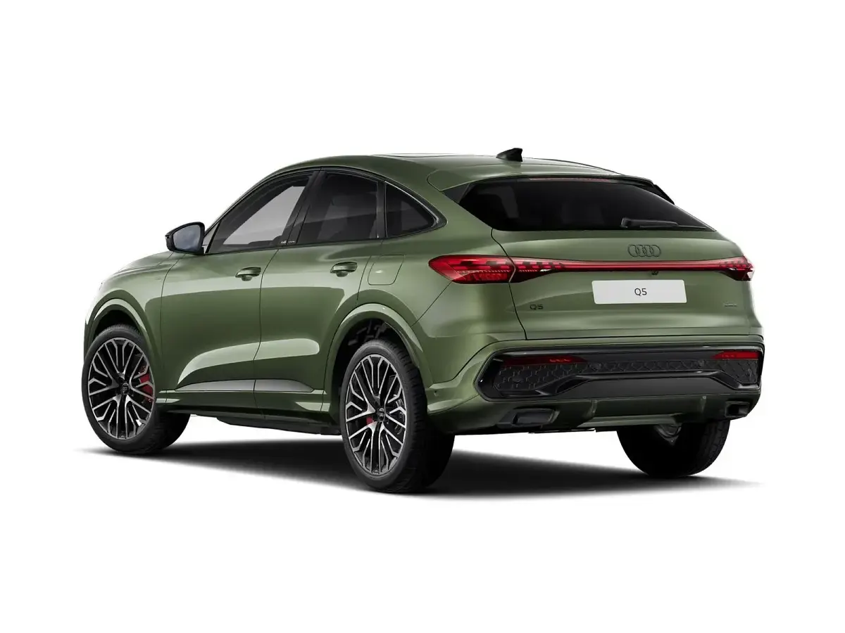 Nuova Audi Q5 Sportback S-Line 367 CV (269 kW) 2026 Verde distretto metallizzato SUV
