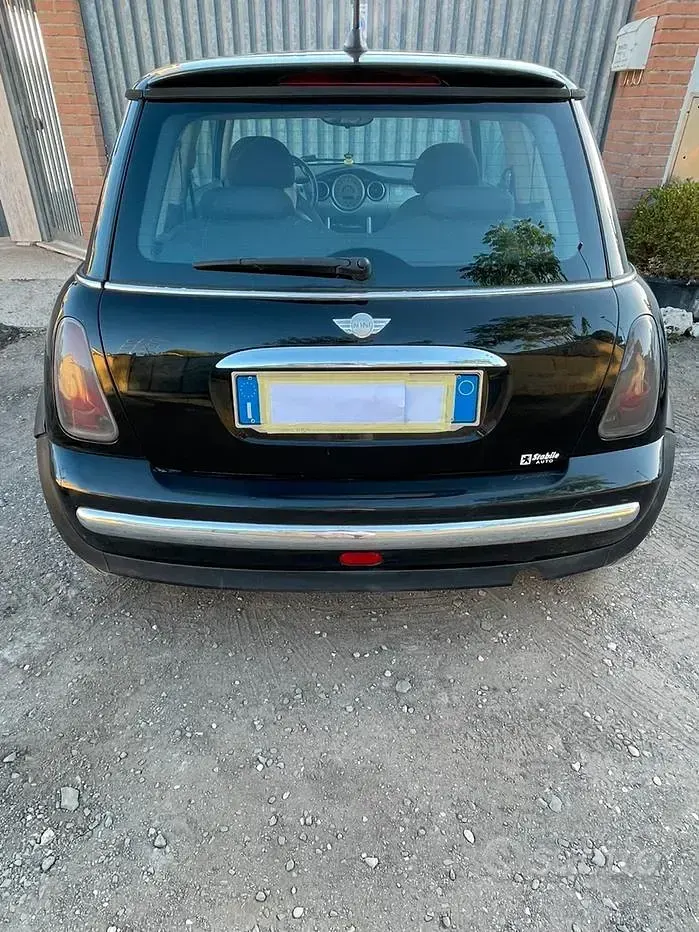 Usata Mini ONE 88 CV (64 kW) 2005 Nero Utilitaria