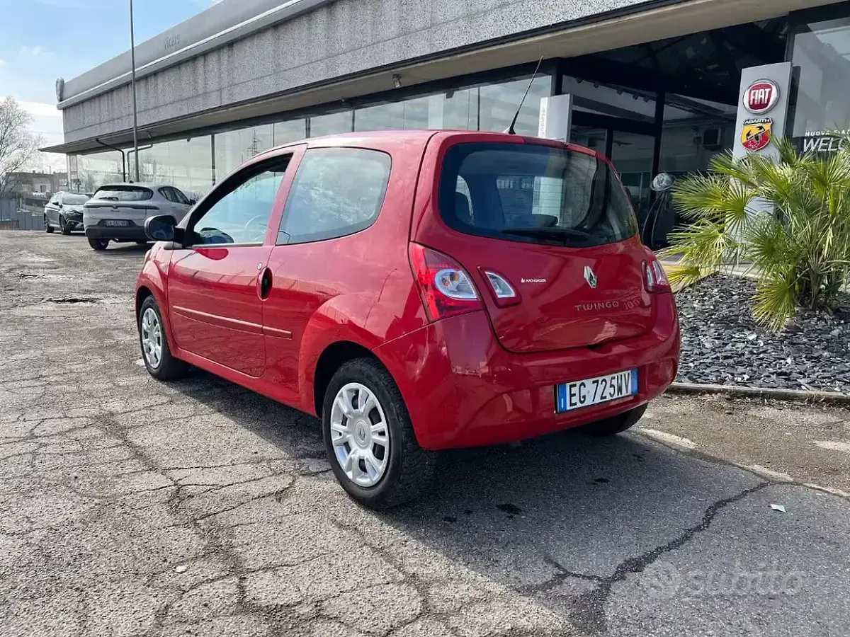 Usata Renault Twingo 75 CV (55 kW) 2012 Rosso Utilitaria