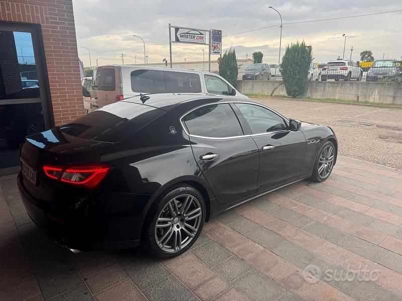 Usata Maserati Ghibli 330 CV (242 kW) 2015 Nero Coupé