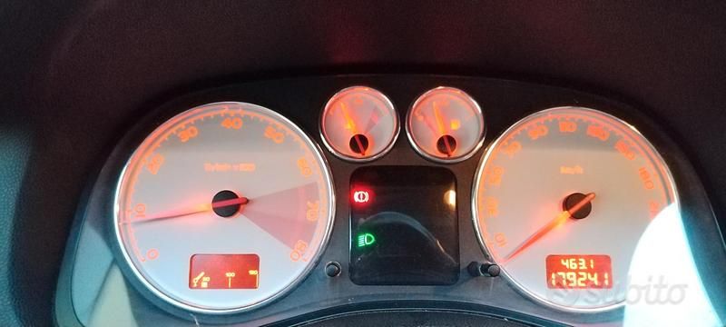 Occasion Peugeot 307 CC 109 PK (80 kW) 2005 Grijs Cabriolet