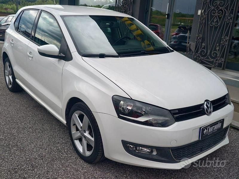 Usata VW Polo Highline 90 CV (66 kW) 2011 Bianco Utilitaria