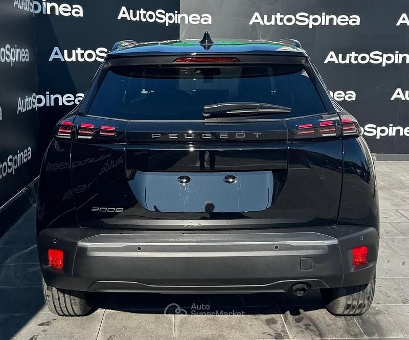 Usata Peugeot 2008 Allure 102 CV (75 kW) 2024 Nero SUV