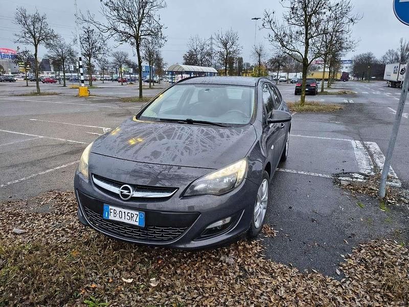 Usata Opel Astra S 110 CV (80 kW) 2015 Station wagon