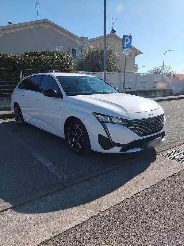 Usata Peugeot 308 SW Allure 131 CV (96 kW) 2022 Bianco Station wagon