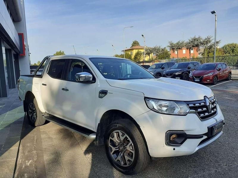 Usata Renault Alaskan Zen 163 CV (119 kW) 2018 Bianco / metallizzato Pick-up