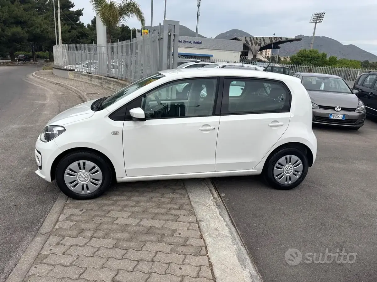 Usata VW up! 60 CV (44 kW) 2014 Bianco Utilitaria