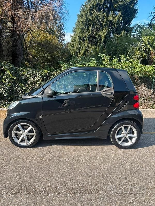Usata Smart ForTwo Coupé 71 CV (52 kW) 2012 Nero Coupé
