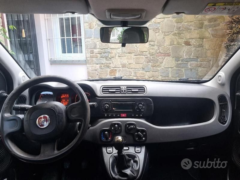 Usata Fiat Panda Easy 95 CV (69 kW) 2015 Bianco Utilitaria