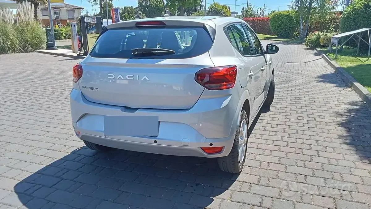 Usata Dacia Sandero 65 CV (47 kW) 2023 Grigio Berlina