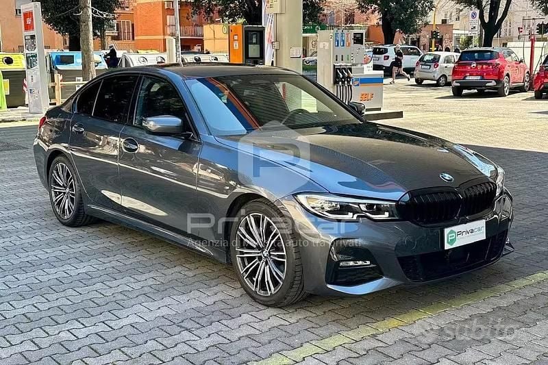 Usata BMW 318 M Sport 156 CV (114 kW) 2021 Grigio Berlina