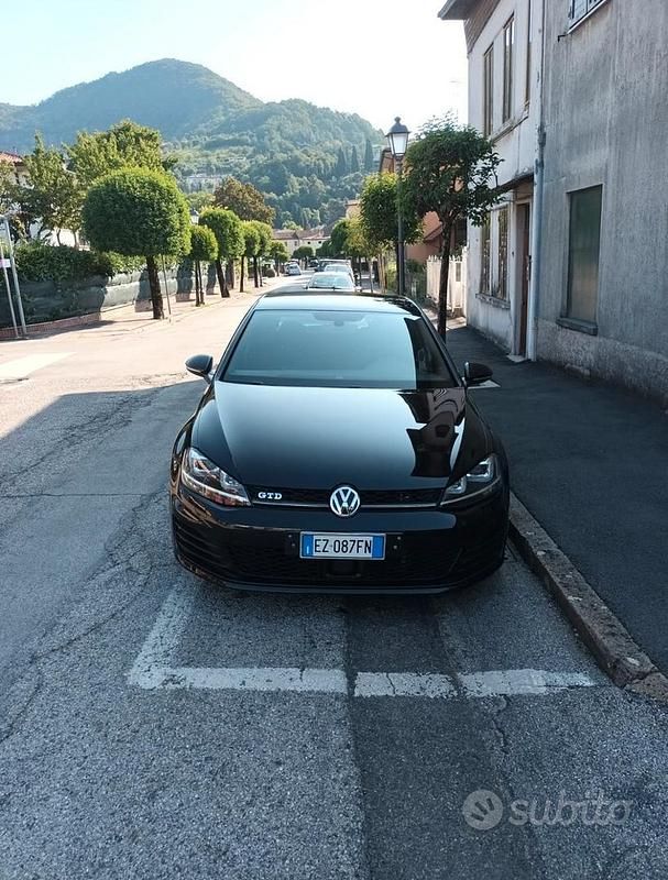 Usata VW Golf VII GTD 2015 Nero Utilitaria