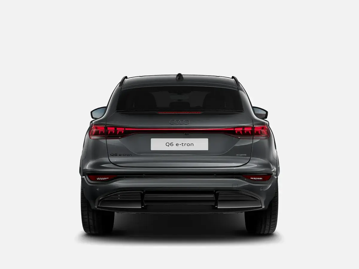 Nuova Audi Q6 Sportback e-tron S-Line 119 kW (163 CV) 2026 Grigio daytona perla SUV