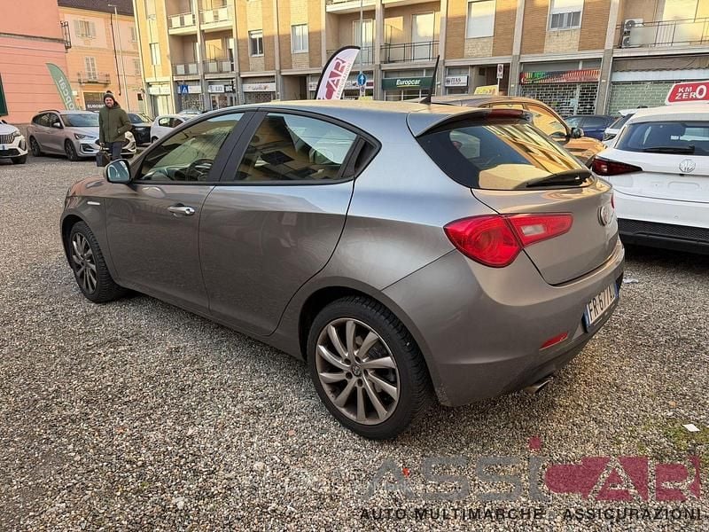 Usata Alfa Romeo Giulietta Business 120 CV (88 kW) 2018 Grigio Utilitaria