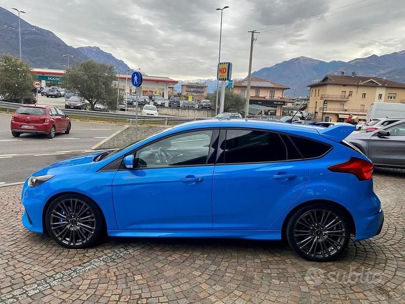 Usata Ford Focus RS 351 CV (258 kW) 2016 Blu/azzurro Berlina