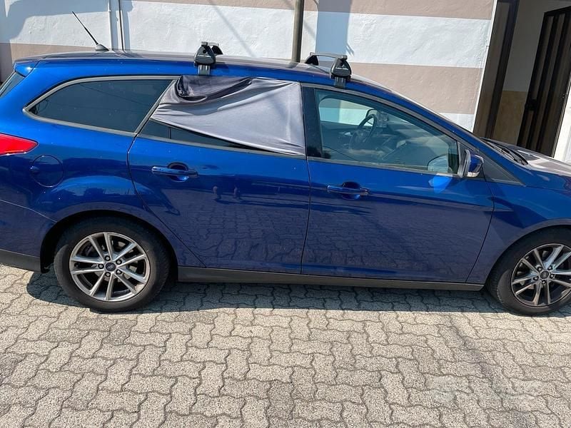 Usata Ford Focus 125 CV (91 kW) 2019 Blu Berlina