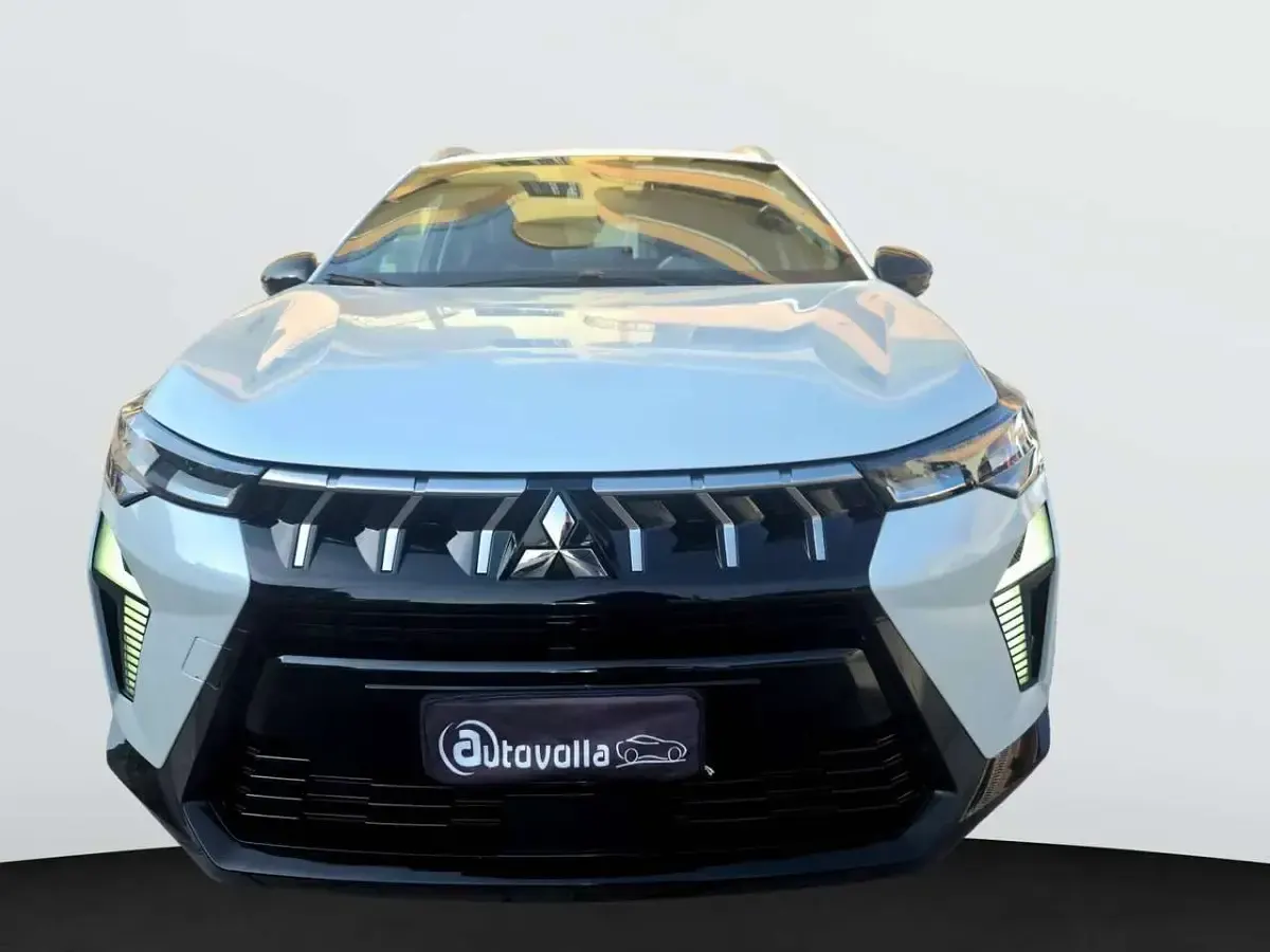 Nuova Mitsubishi ASX Invite 101 CV (74 kW) 2025 Crystal white SUV